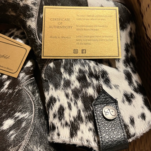 Stiefeld Jolene Cowhide Heeled Booties NWT - Picture 3 of 5